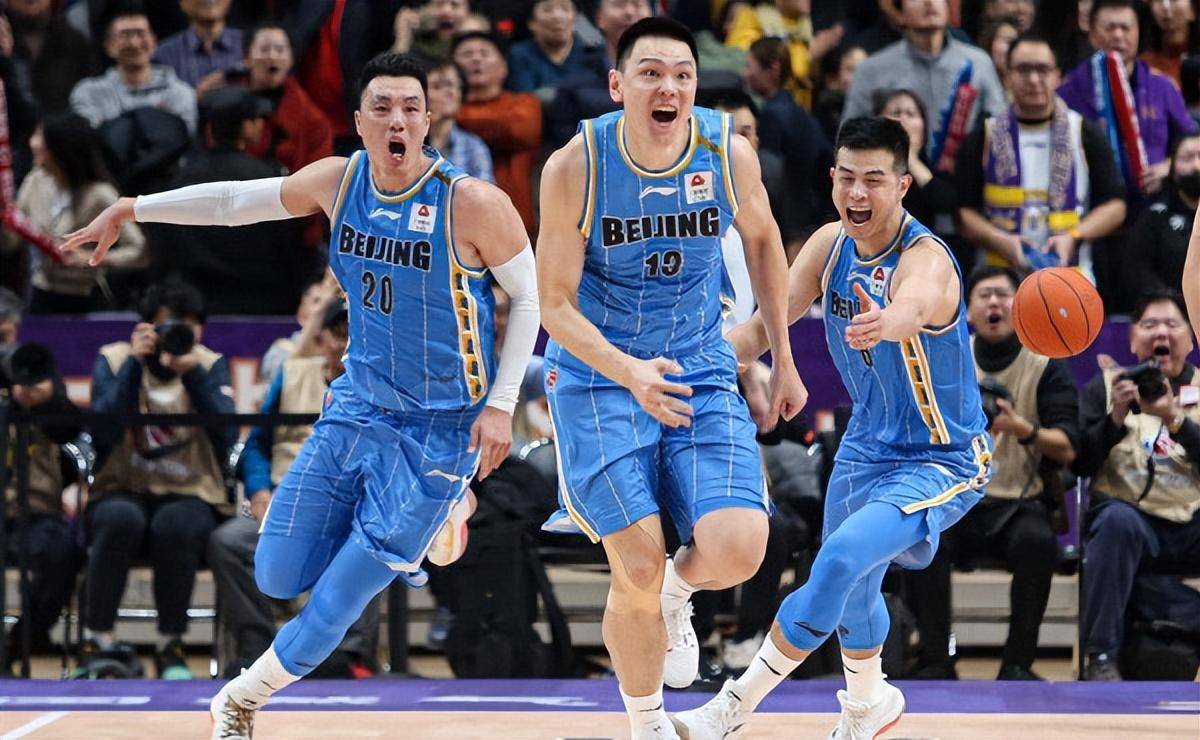 团队合作:北京队全场助攻达23次,流畅配合! 团队合作:北京队全场助攻达23次,流畅配合!